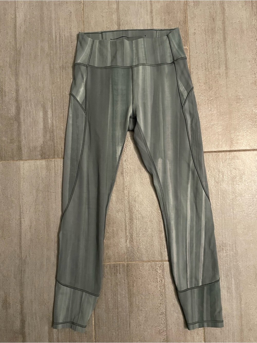 lululemon athletica High-Rise Leggings in Muted Green-Gray